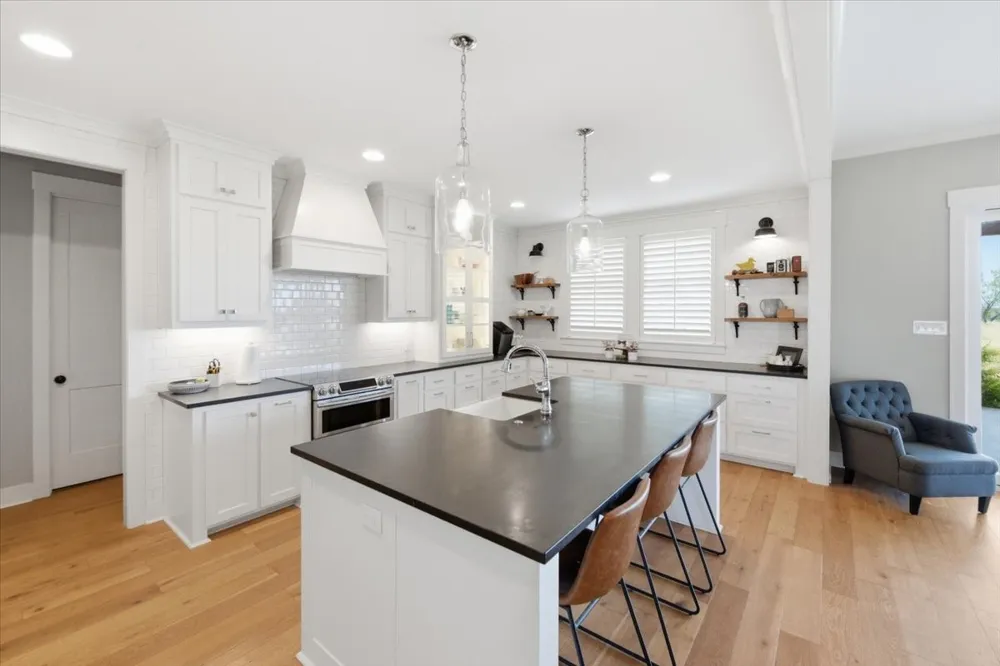 1775 Culpepper China Spring, TX 76633