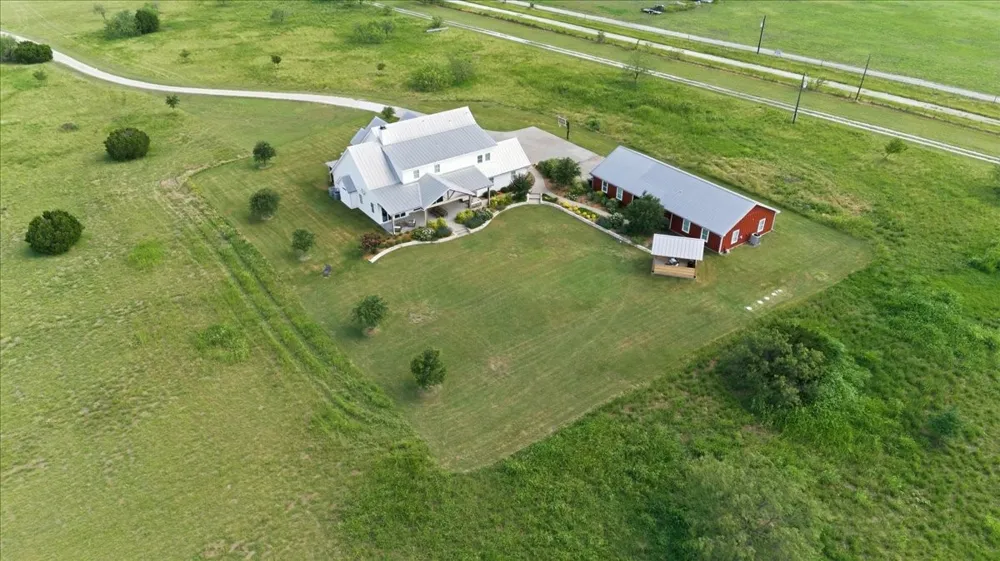 1775 Culpepper China Spring, TX 76633