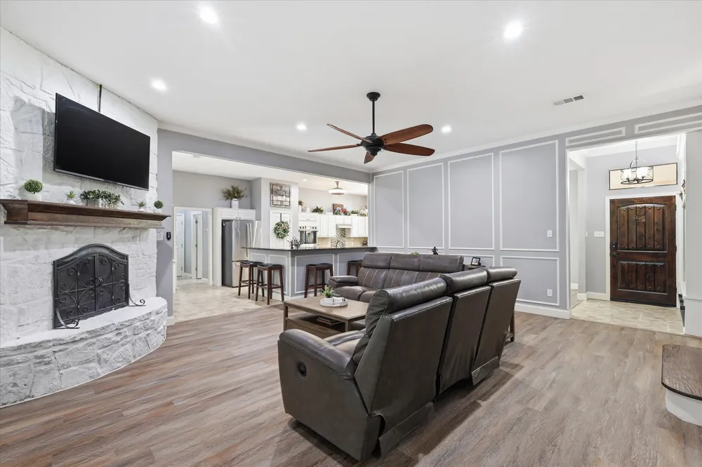 10308 Lisa Jean Drive Crowley, TX 76036