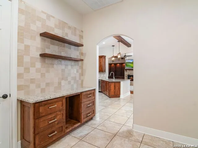 103 S Cibolo Hollow Fair Oaks Ranch, TX 78015