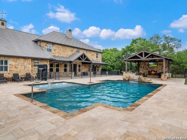 103 S Cibolo Hollow Fair Oaks Ranch, TX 78015