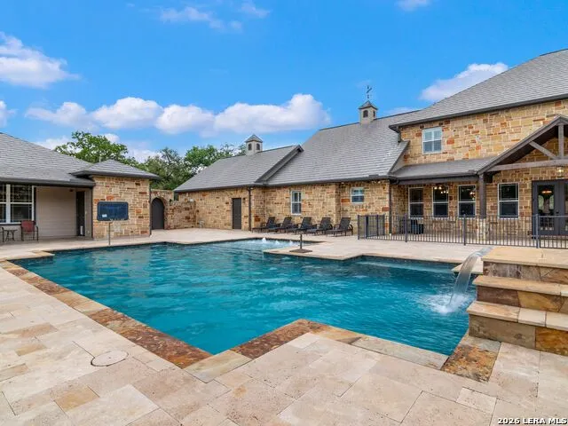 103 S Cibolo Hollow Fair Oaks Ranch, TX 78015