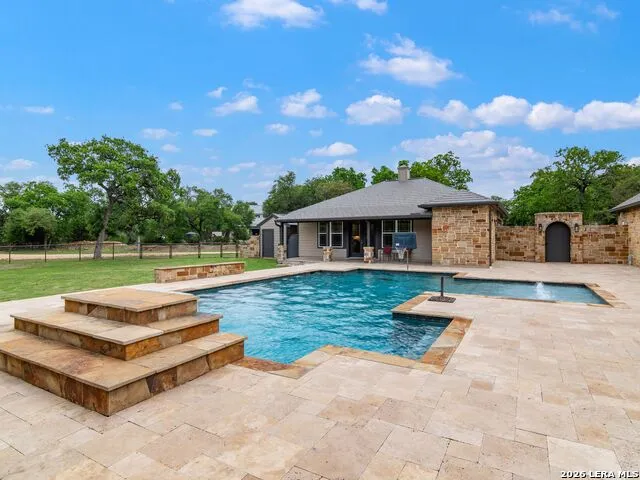 103 S Cibolo Hollow Fair Oaks Ranch, TX 78015