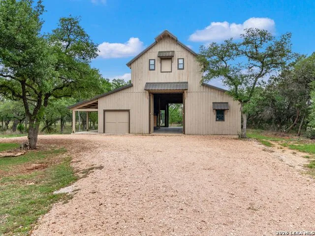 103 S Cibolo Hollow Fair Oaks Ranch, TX 78015