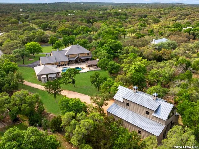 103 S Cibolo Hollow Fair Oaks Ranch, TX 78015