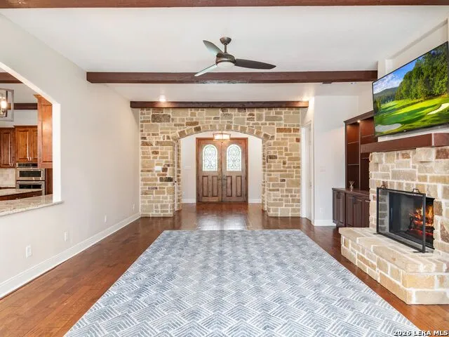103 S Cibolo Hollow Fair Oaks Ranch, TX 78015