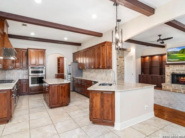 103 S Cibolo Hollow Fair Oaks Ranch, TX 78015