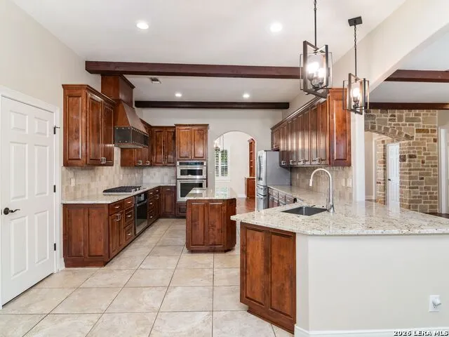103 S Cibolo Hollow Fair Oaks Ranch, TX 78015