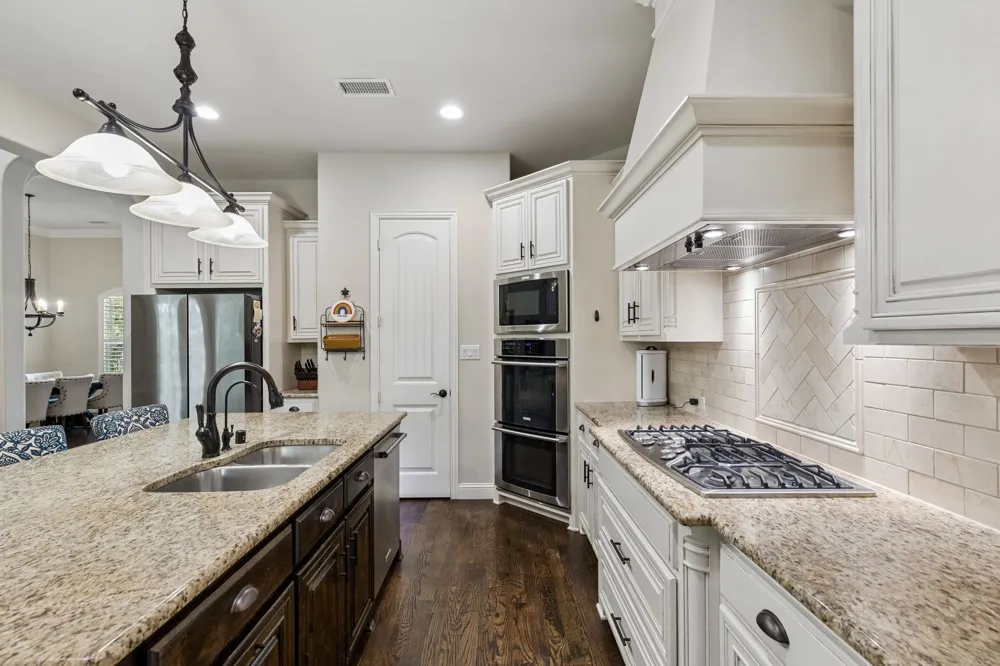 618 Forest Hill Drive Murphy, TX 75094