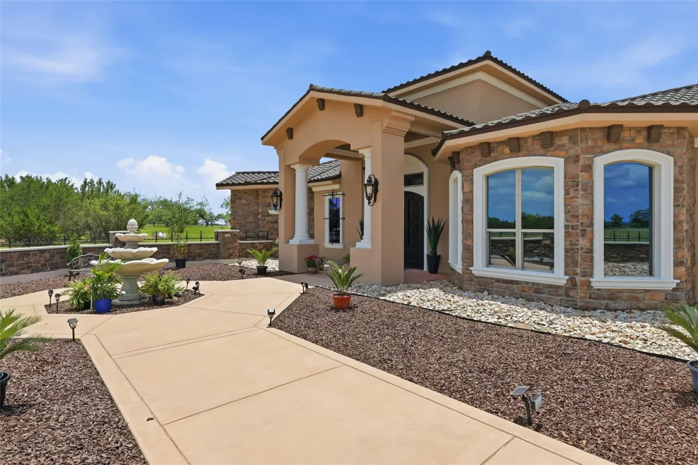 158 Private Road 2656 Walnut Springs, TX 76690