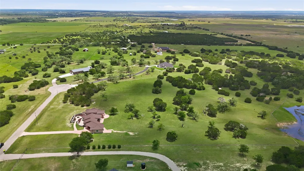 158 Private Road 2656 Walnut Springs, TX 76690