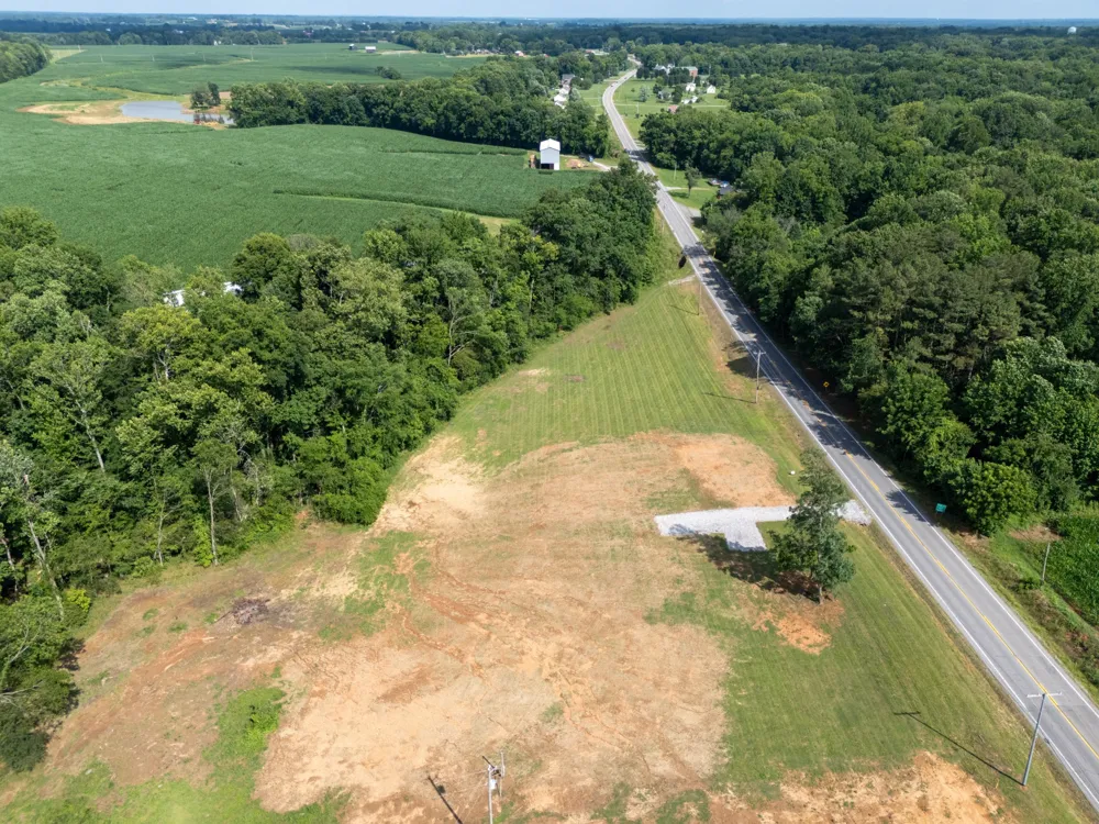 6799 Highway 41 Cedar Hill, TN 37032