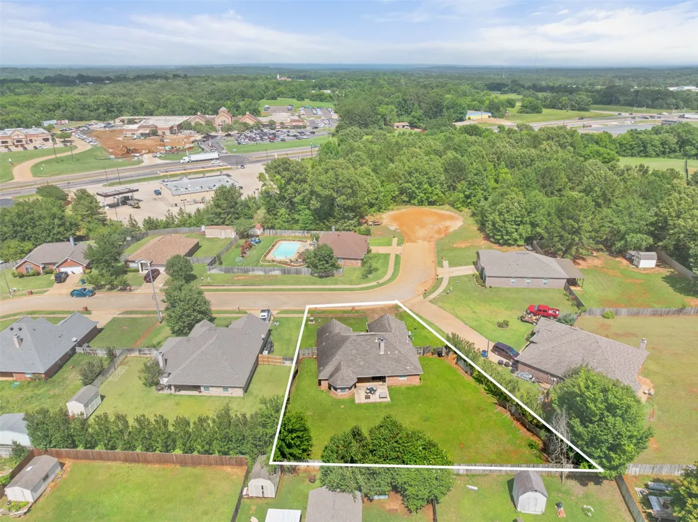 265 Crestview Lane Jacksonville, TX 75766