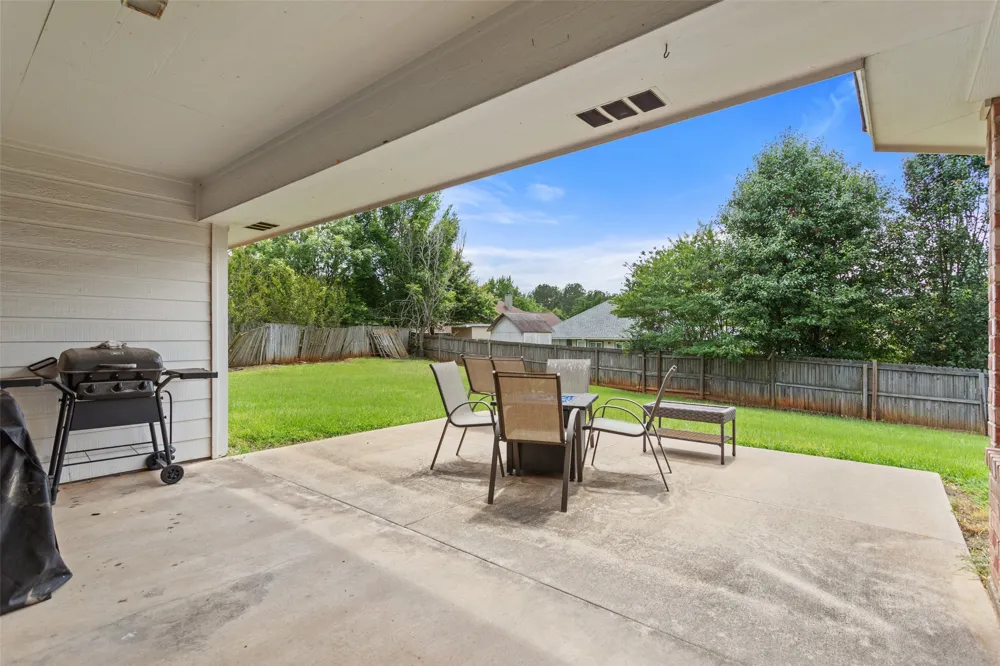 265 Crestview Lane Jacksonville, TX 75766