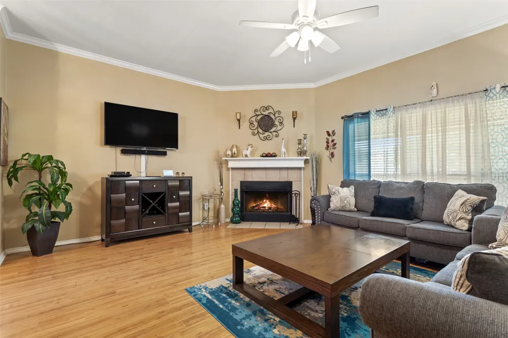 265 Crestview Lane Jacksonville, TX 75766