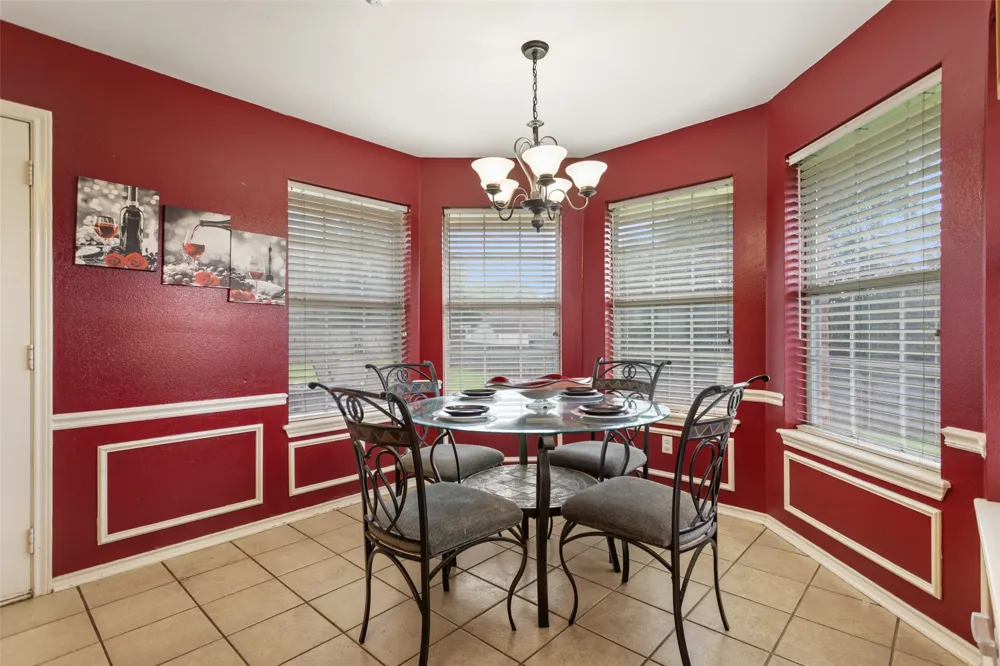 265 Crestview Lane Jacksonville, TX 75766