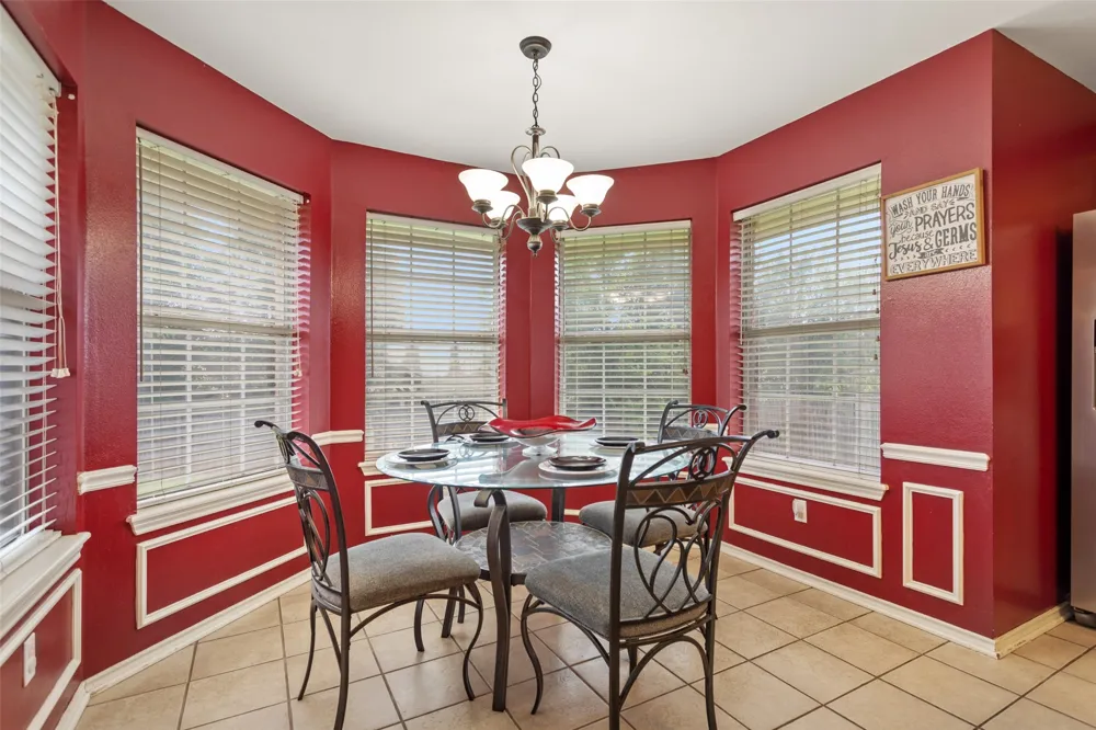 265 Crestview Lane Jacksonville, TX 75766