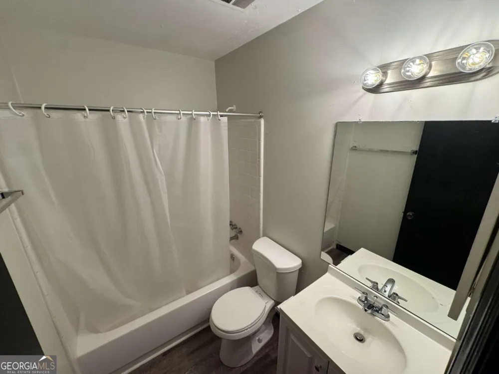 1413 STONE MILL TRCE Stone Mountain, GA 30083