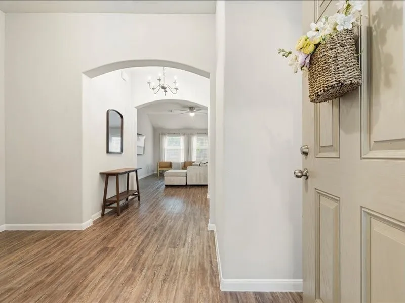 8 Shady Oak Lane Conroe, TX 77304