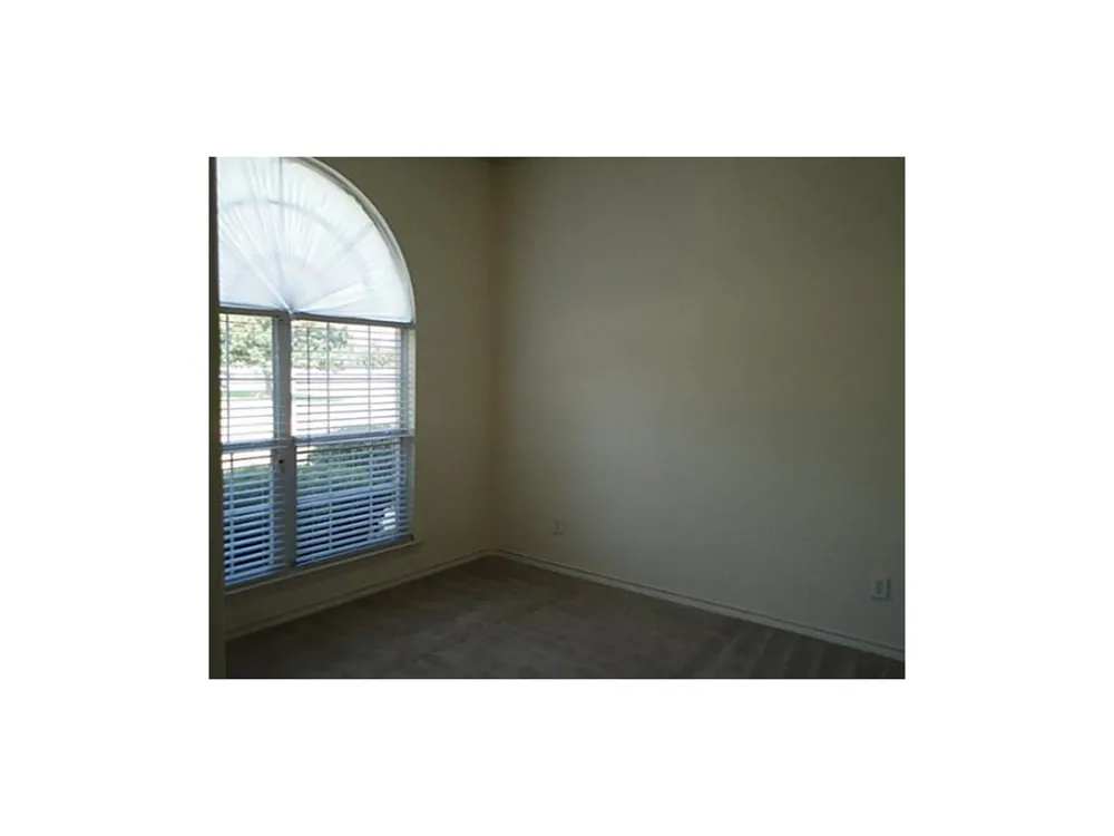 123 E Clubview Circle E Murphy, TX 75094