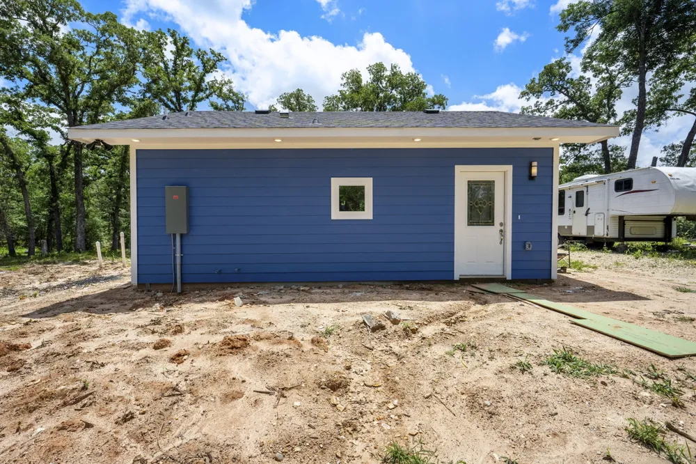 868 County Road 405 Buckholts, TX 76518