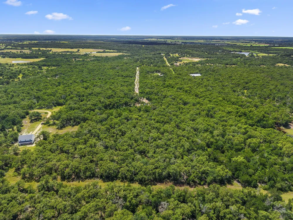 868 County Road 405 Buckholts, TX 76518
