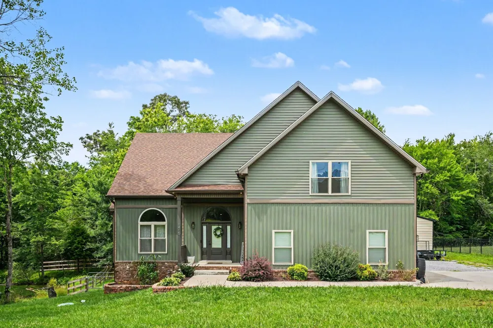 1415 Southside Rd Southside, TN 37171