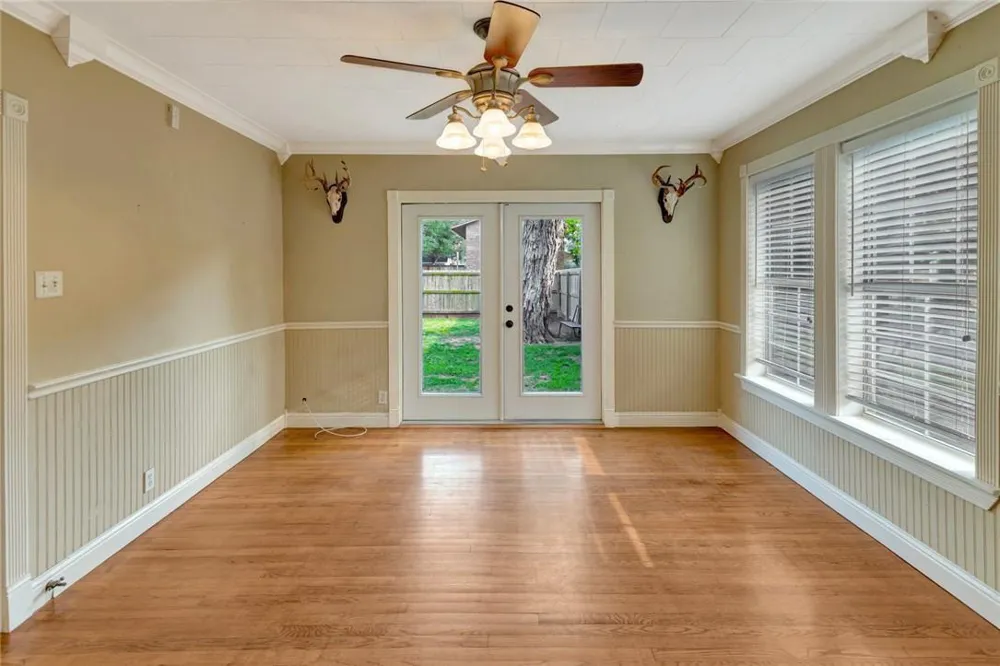 1702 Vine Street Victoria, TX 77901