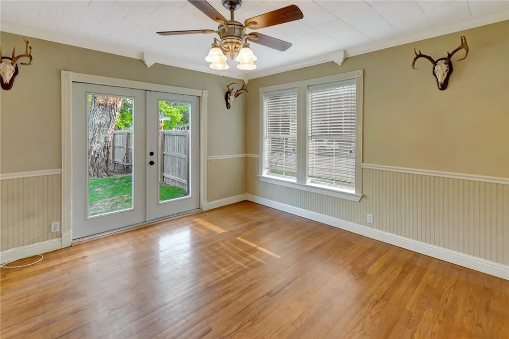 1702 Vine Street Victoria, TX 77901