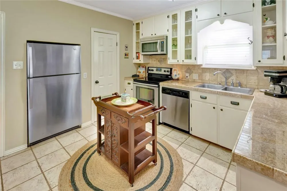 1702 Vine Street Victoria, TX 77901