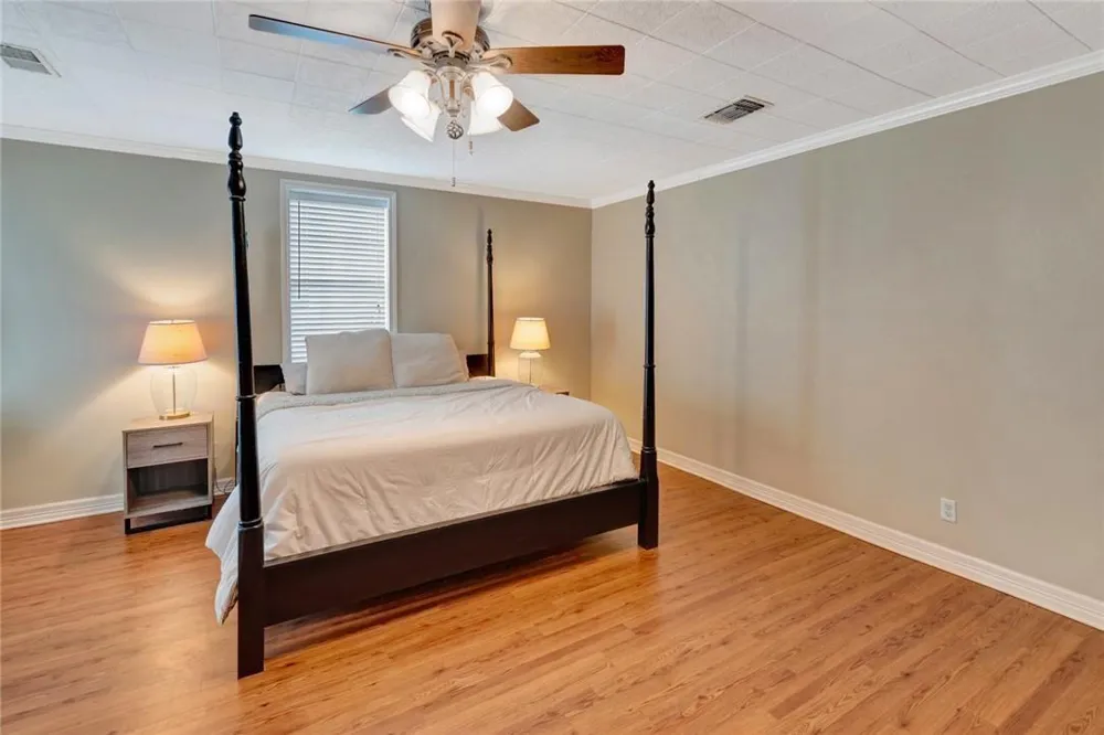 1702 Vine Street Victoria, TX 77901