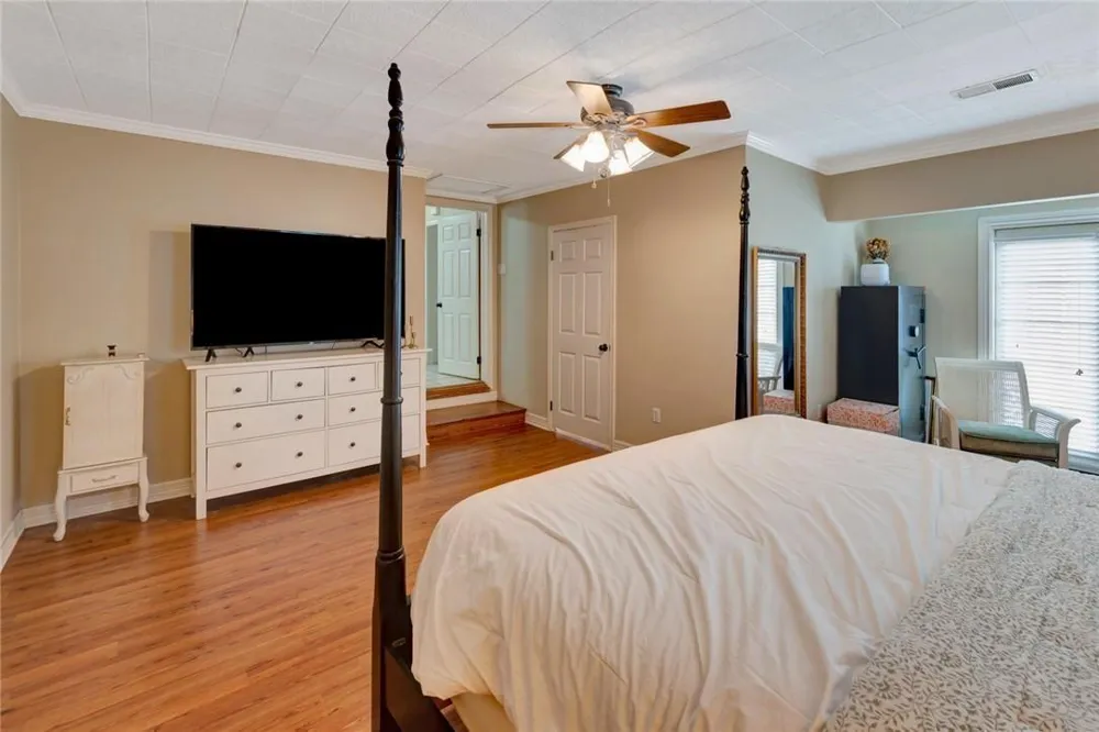 1702 Vine Street Victoria, TX 77901