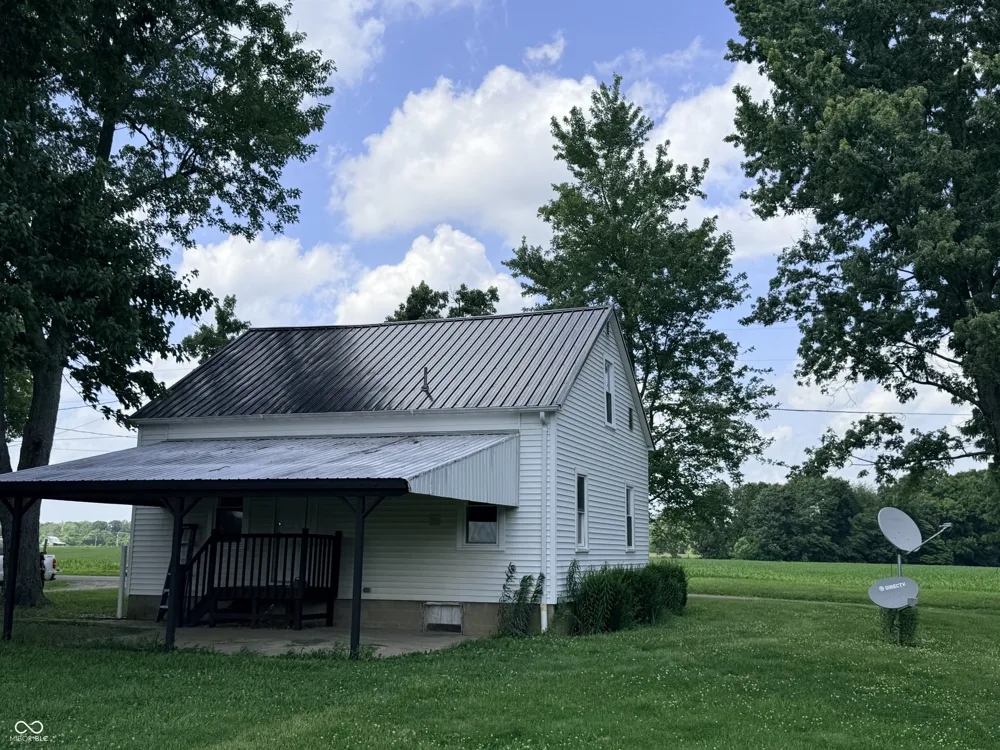 18092 Stone Church Road Laurel, IN 47024