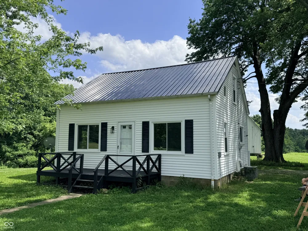 18092 Stone Church Road Laurel, IN 47024
