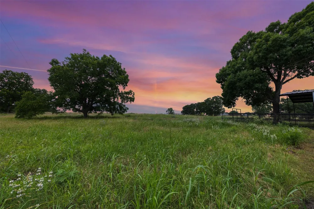 5030 Frenzel Road Round Top, TX 78954