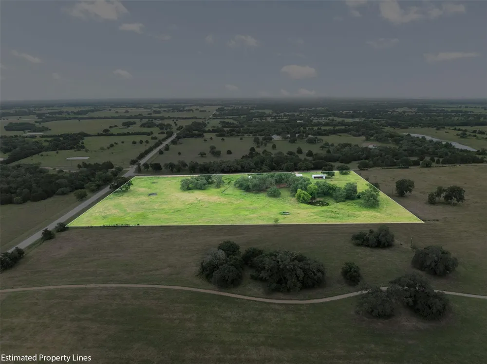5030 Frenzel Road Round Top, TX 78954