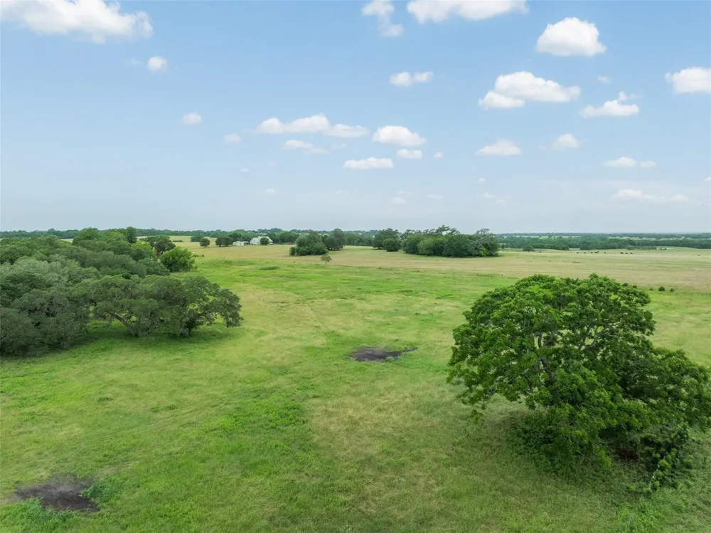 5030 Frenzel Road Round Top, TX 78954