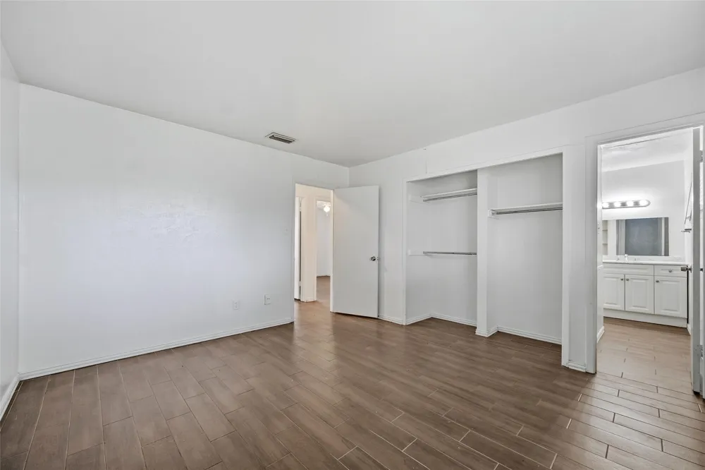 1606 Natches Drive Arlington, TX 76014