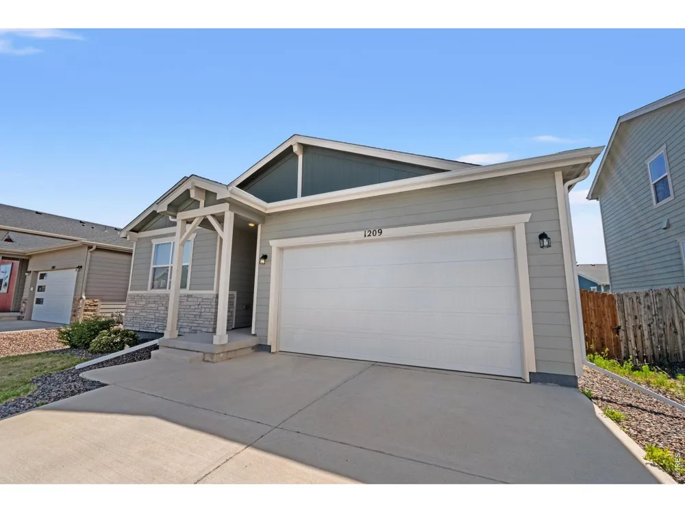 1209 Coyote Lane Wiggins, CO 80654