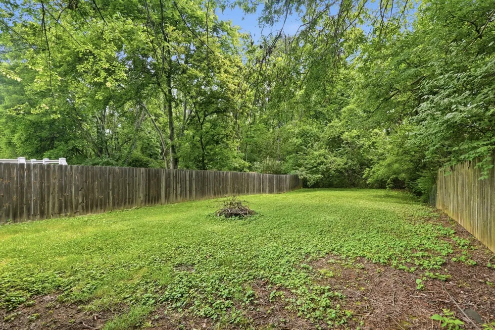 4610 Woodside Dr Old Hickory, TN 37138