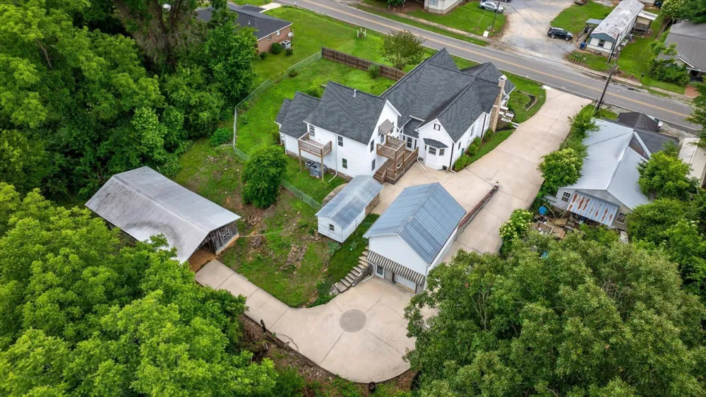 435 5th Street Ashville, AL 35953