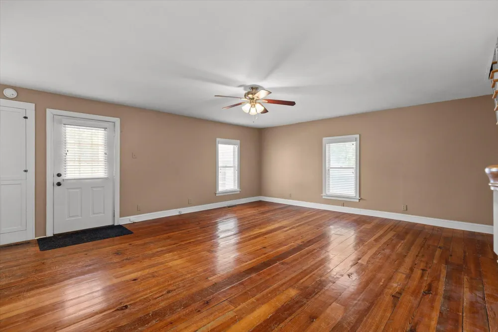 435 5th Street Ashville, AL 35953