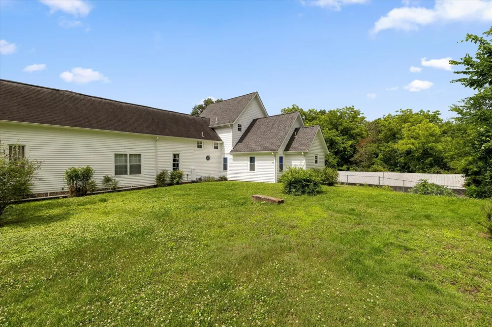 435 5th Street Ashville, AL 35953