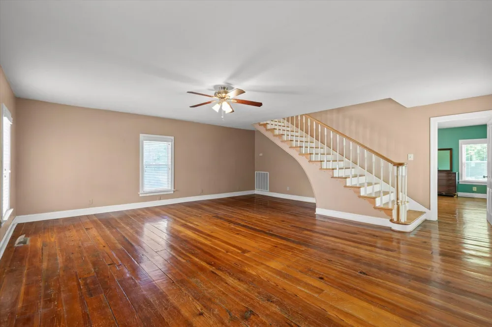 435 5th Street Ashville, AL 35953