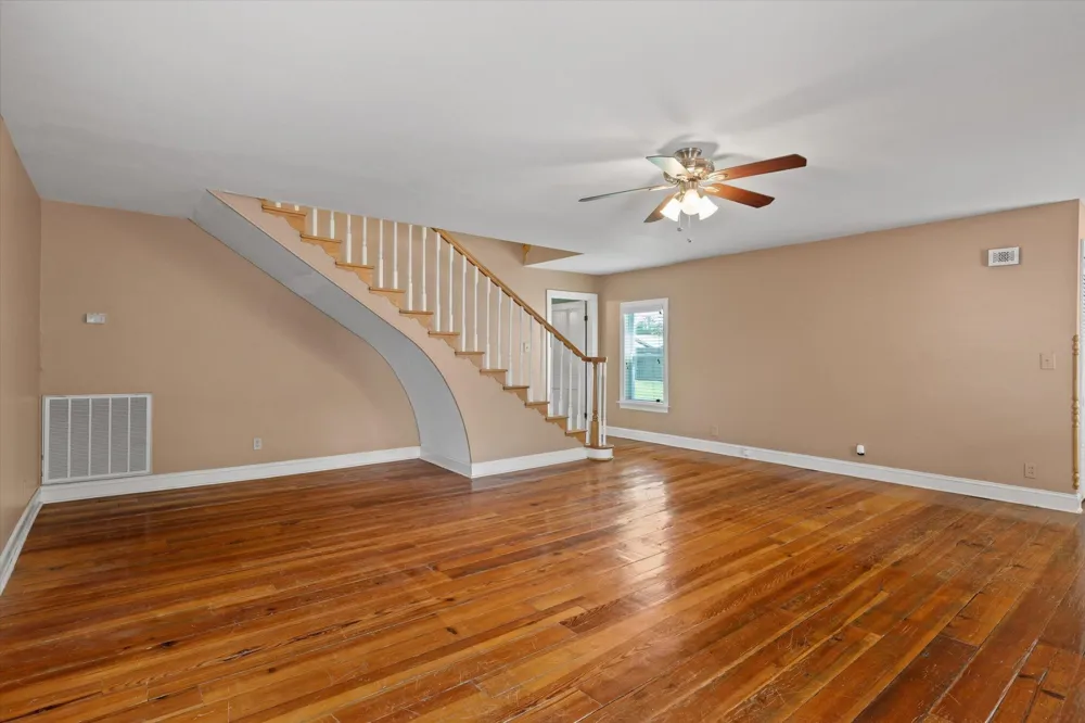 435 5th Street Ashville, AL 35953