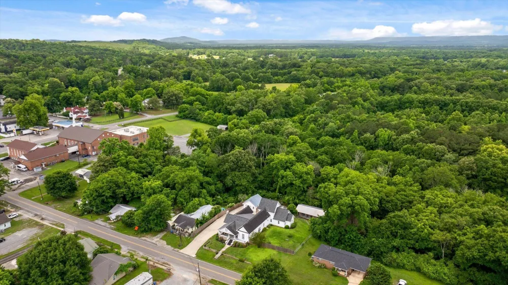 435 5th Street Ashville, AL 35953