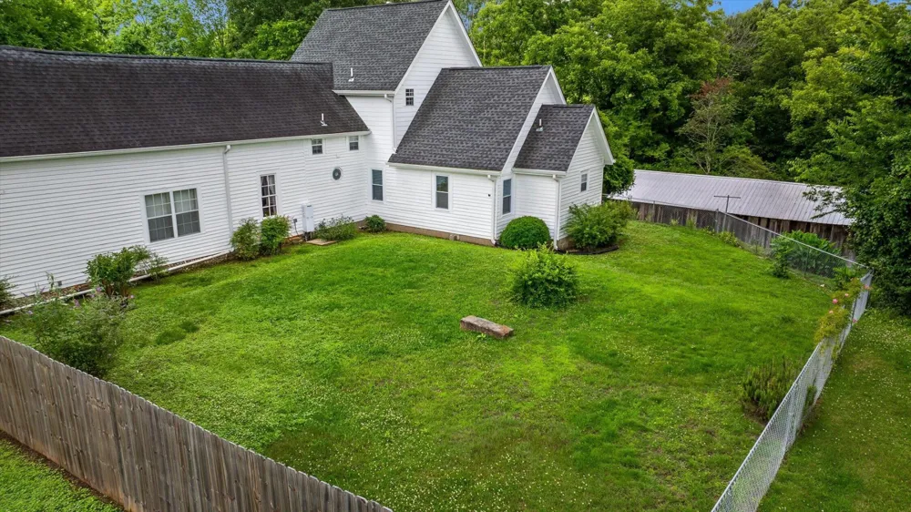 435 5th Street Ashville, AL 35953