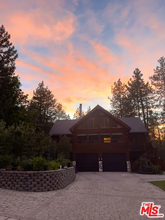 490 Lark Road Wrightwood, CA 92397