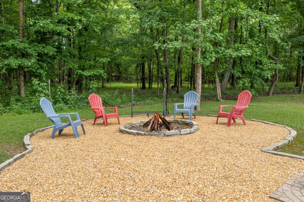 3900 County Road 15 Gaylesville, AL 35973