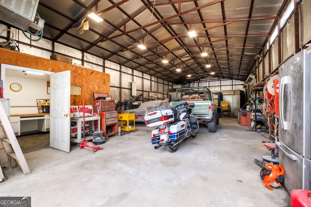 3900 County Road 15 Gaylesville, AL 35973